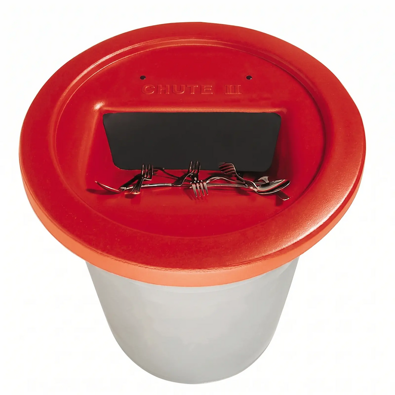 The Chute II red magnetic flatware catcher lid fitted on a grey garbage bin, top view of the scraping opening