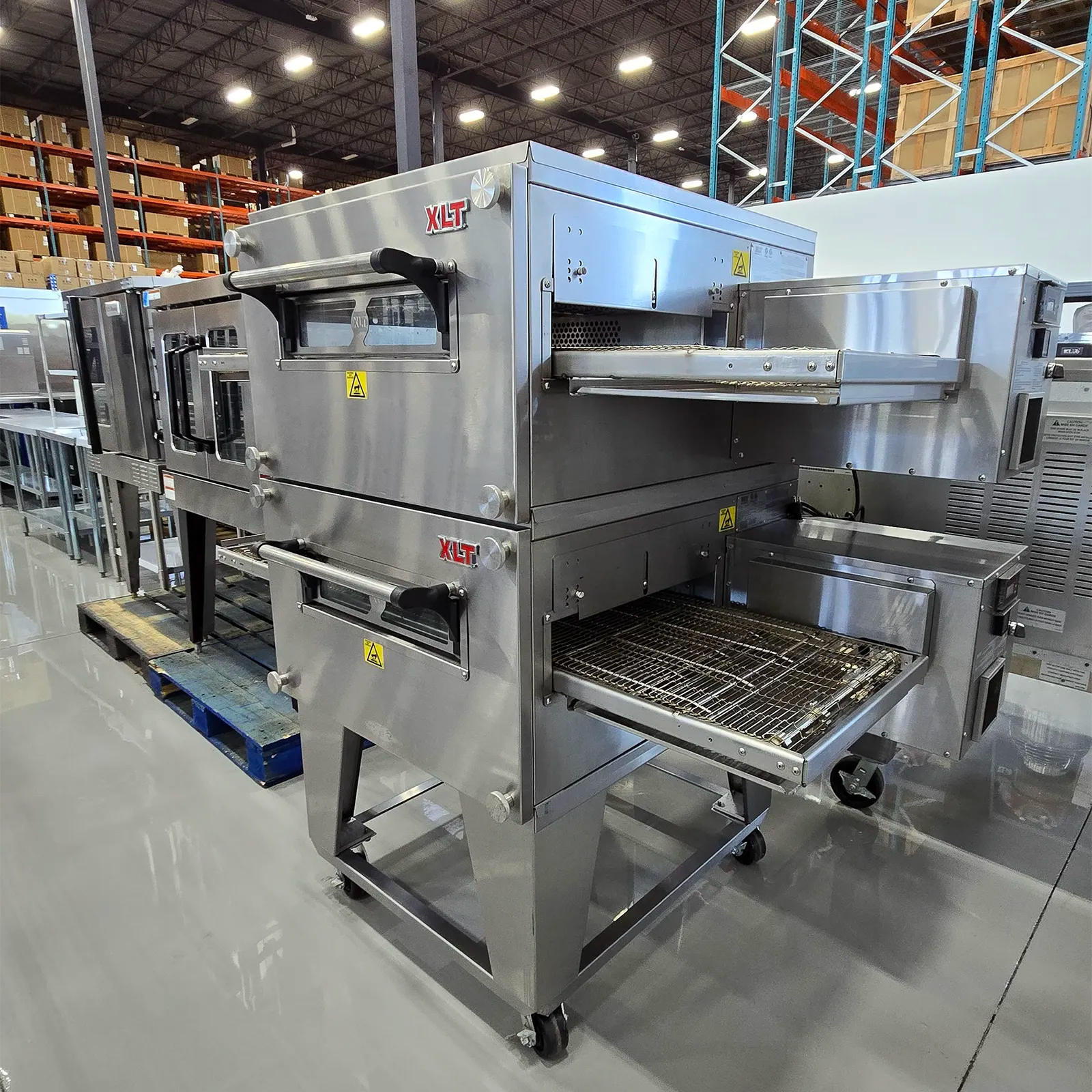 **Certified Used** XLT 1832 Natural Gas Compact Double Deck Conveyor Oven