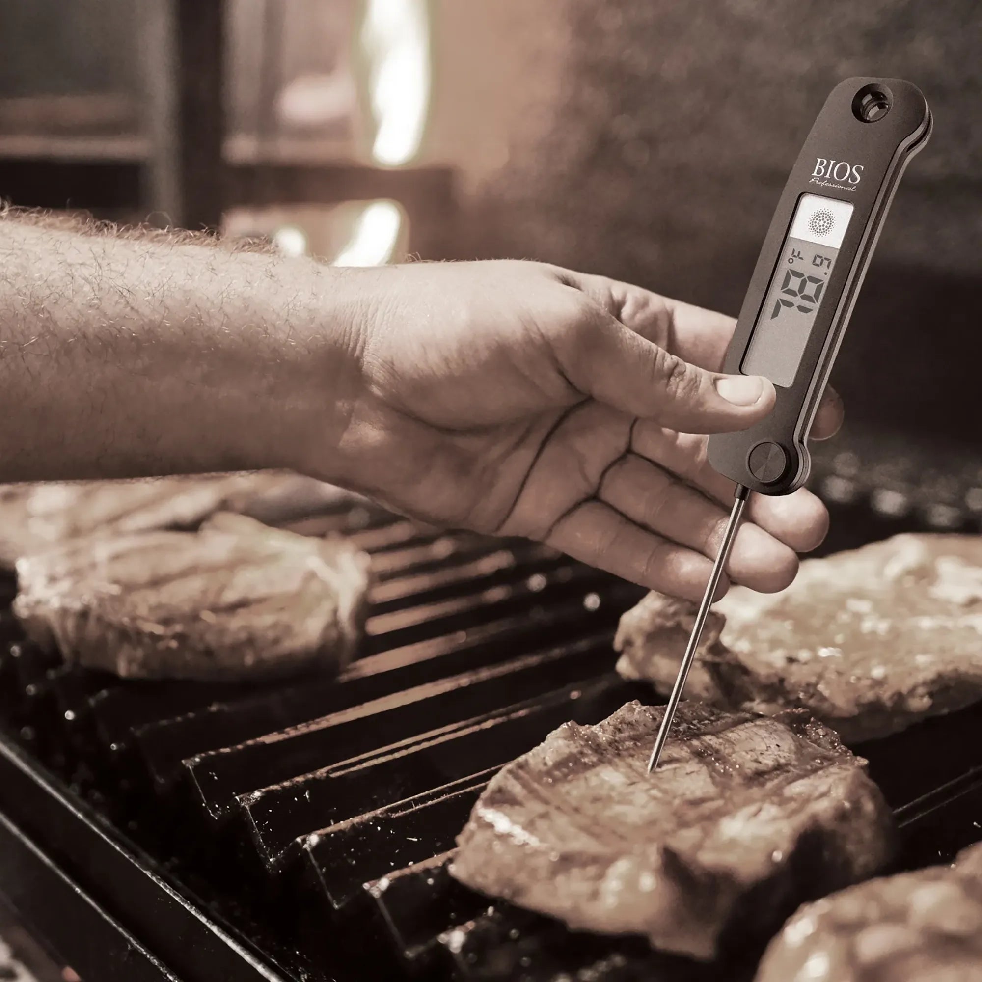 Bios DT134 Digital Waterproof Folding Pocket Thermometer-Phoenix Food Equipment