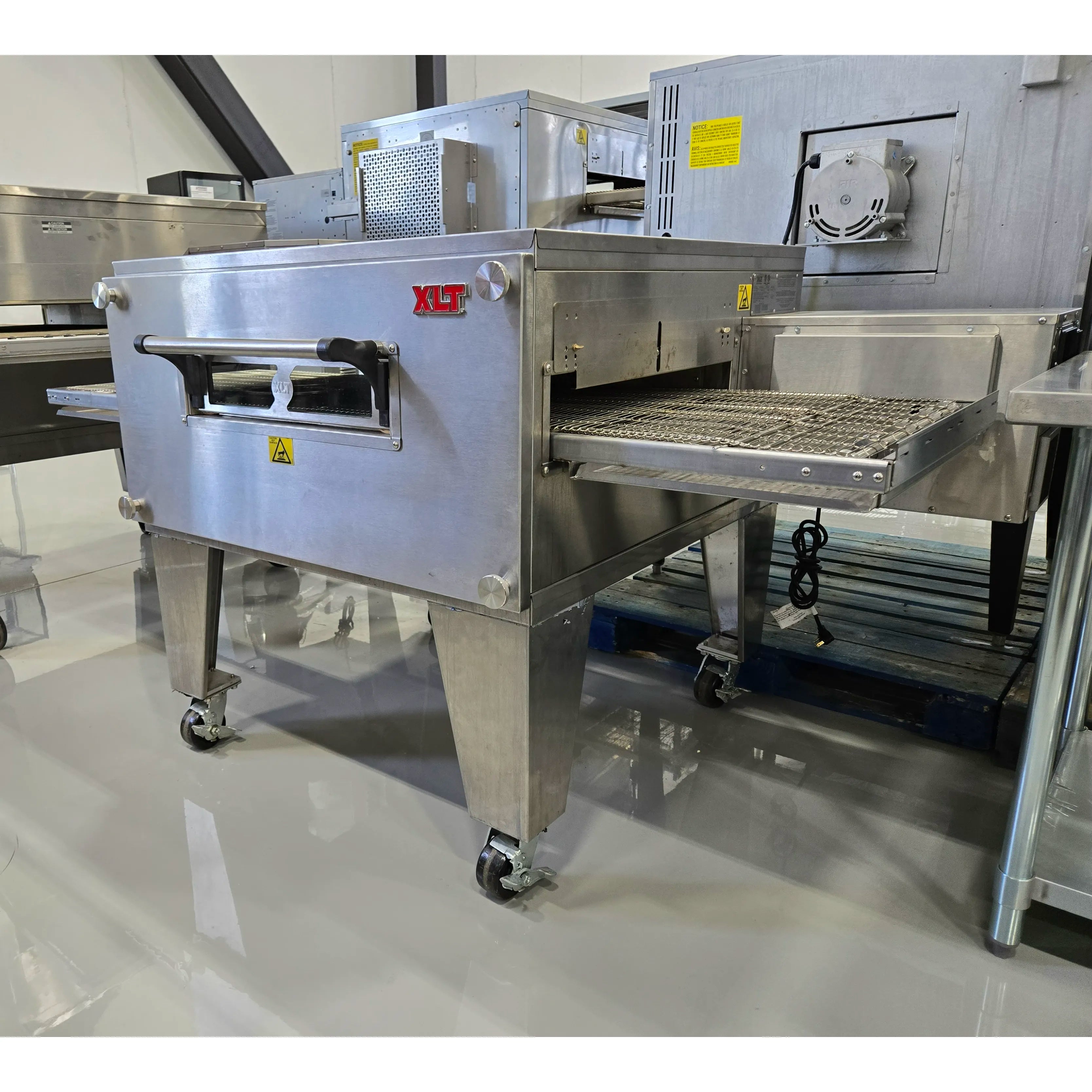 **CERTIFIED USED** XLT 2440 Natural Gas Compact Single Conveyor Pizza Oven-Phoenix Food Equipment