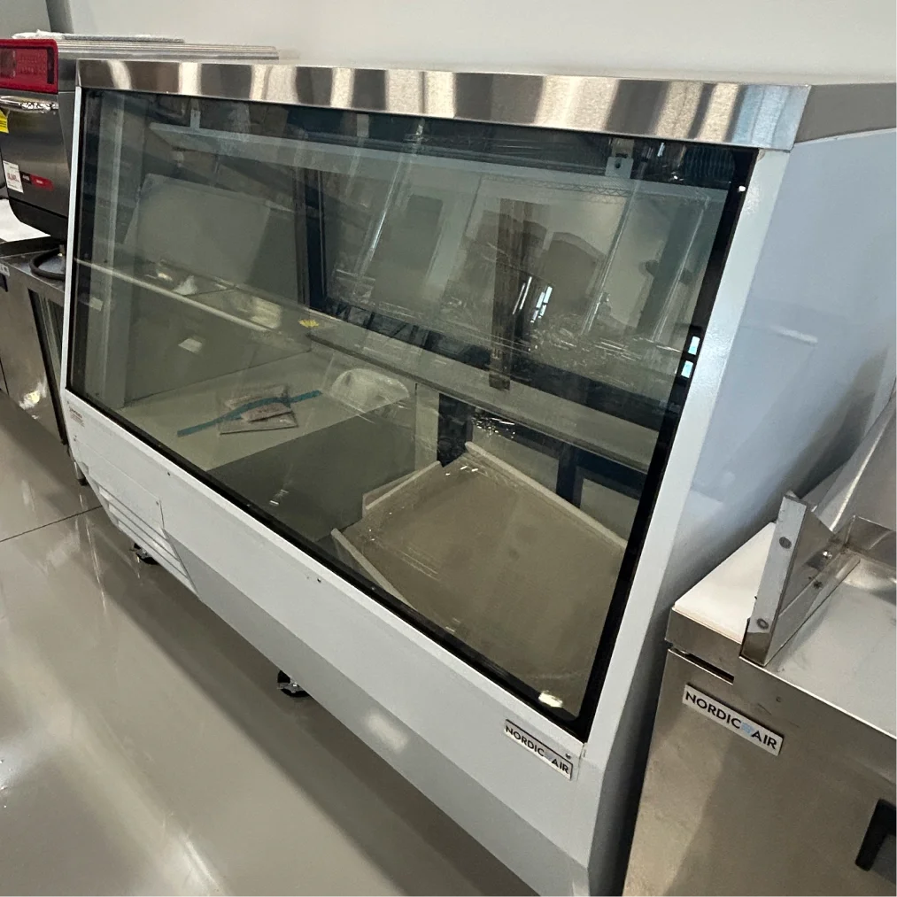 **OPEN BOX** Nordic Air DMC-64 Refrigerated Double-Duty Deli Cabinet