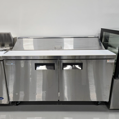 **OPEN BOX** Nordic Air SPT-60-16 Double Door 60" Refrigerated Sandwich Prep Table-Phoenix Food Equipment