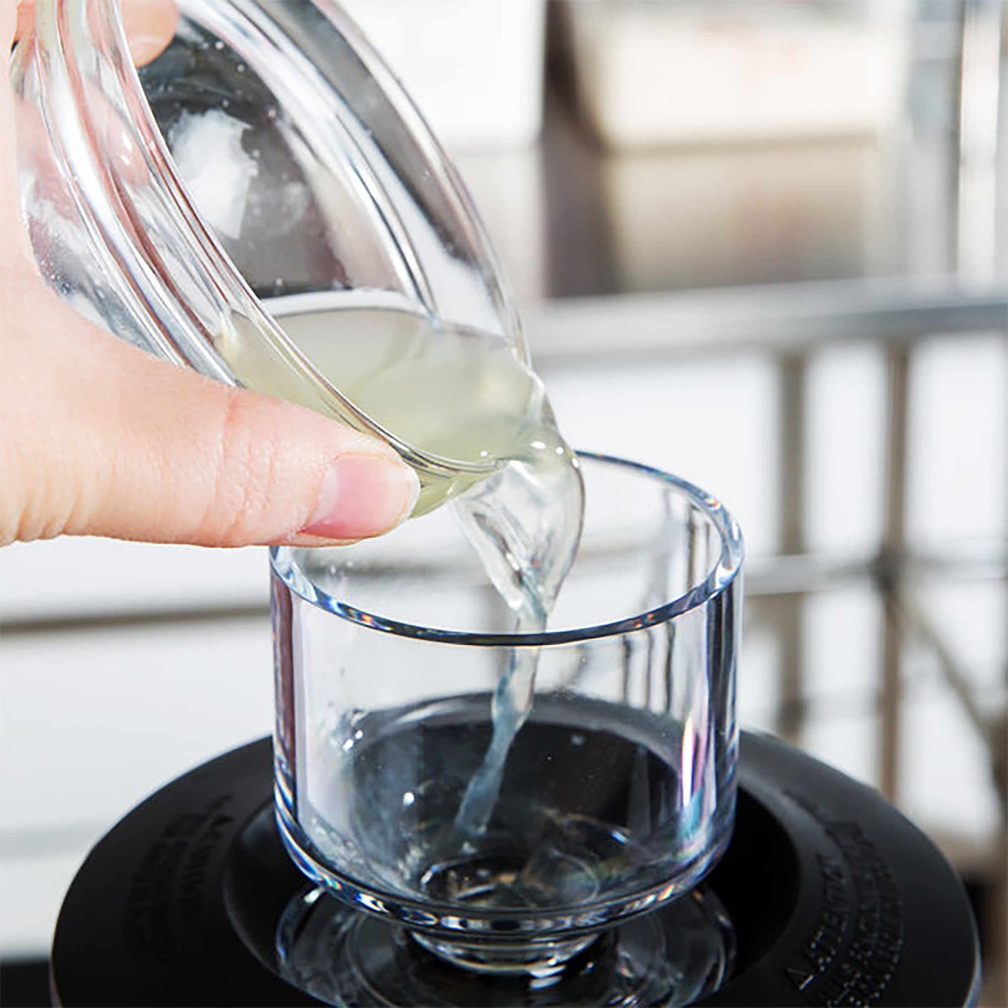 Hamilton Beach HBF600R Expeditor Culinary Blender/Food Processor - 64 Oz/1.8L, 3 HP-Phoenix Food Equipment